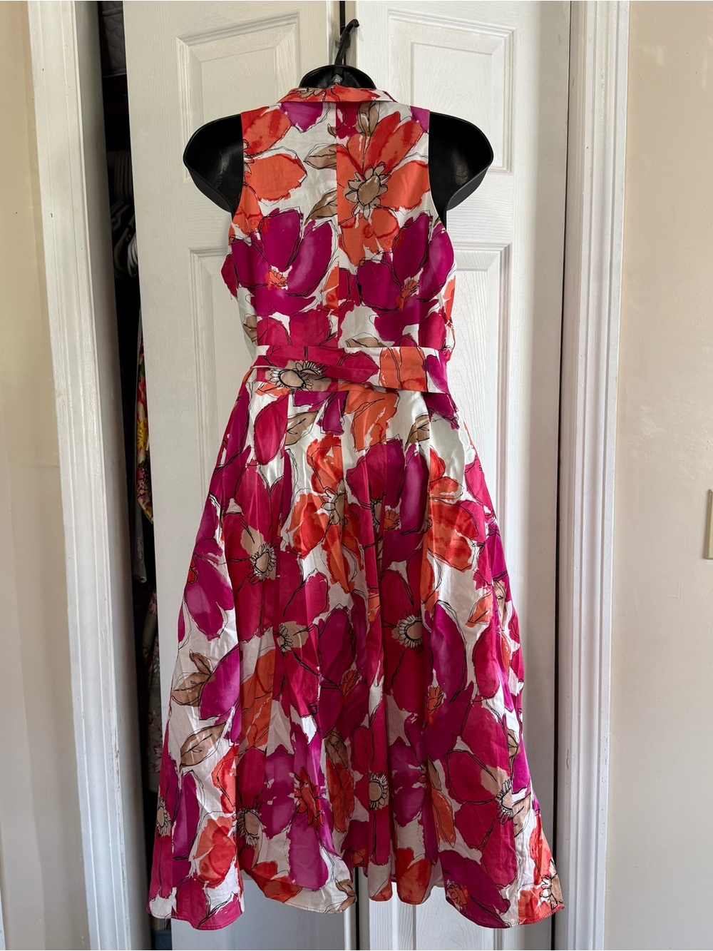 Kasper Floral Halter Dress in Fuchsia and Orange 100% Cotton - Picture 3 of 9